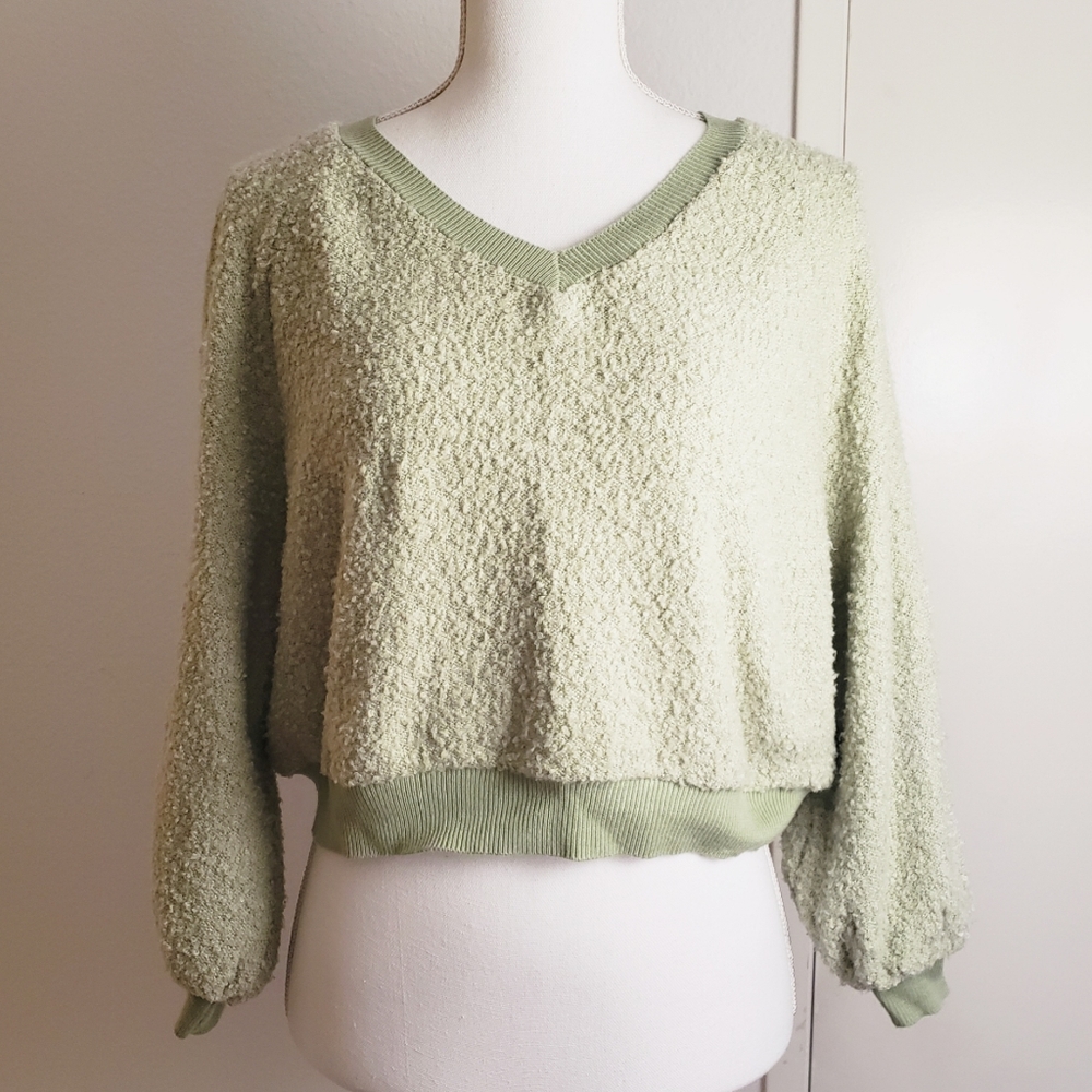 🍵Matcha Fuzzy Cropped Sweater - Picture 4 of 4